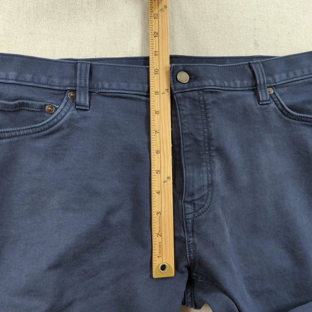 Banana Republic Jeans Mens 42x34 Blue Traveler Athletic Taper Casual Stretch